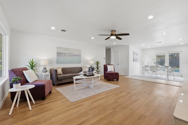Building Photo - 5221 Libbey Dr