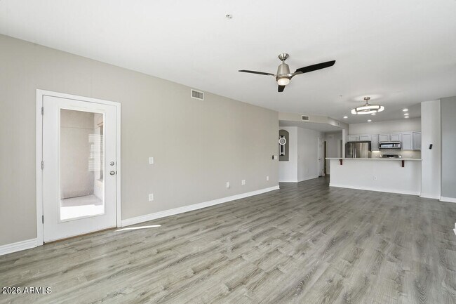 Building Photo - 5450 E Deer Valley Dr