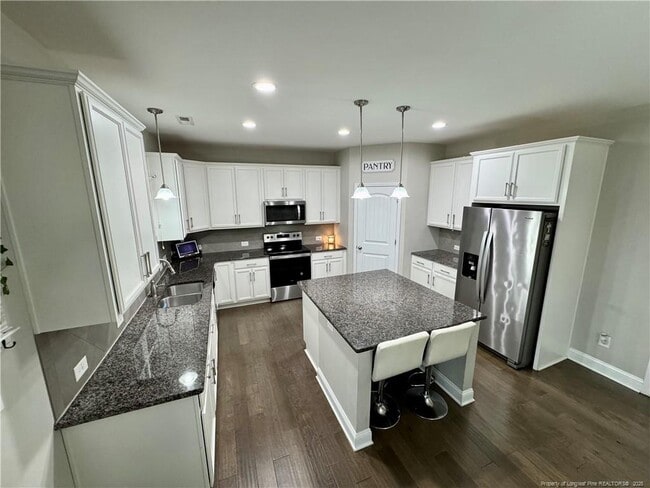 Building Photo - 3245 Hunting Lodge Rd