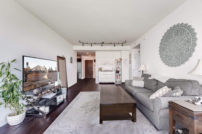 Building Photo - 1450 Washington St