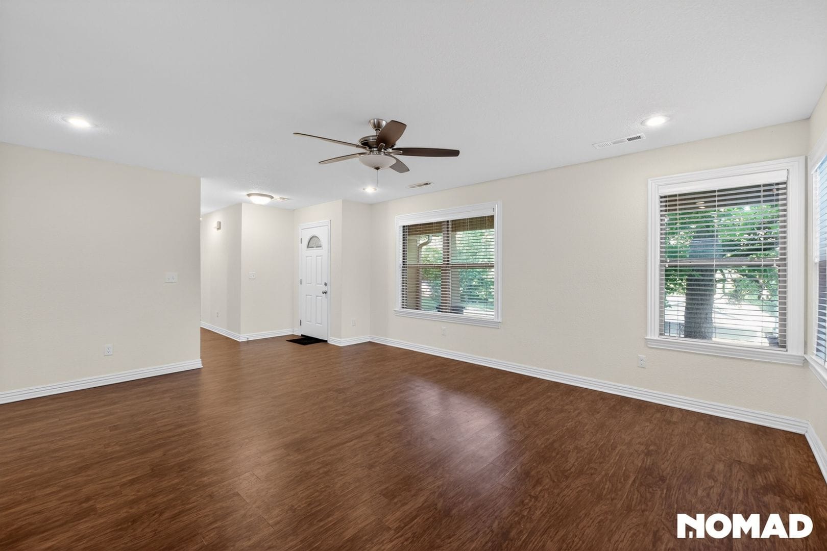 Building Photo - 2088 E Custer Ln