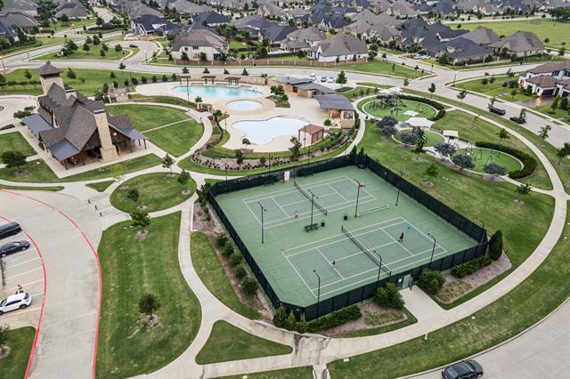 Building Photo - 921 Lone Grove Ln