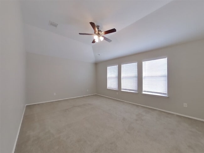 Building Photo - 9715 Haleys Comet Cir