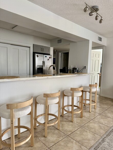 Building Photo - 3930 S Roosevelt Blvd