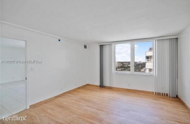 Building Photo - 1 br, 1.5 bath Condo - 3215 S Ocean Blvd A...