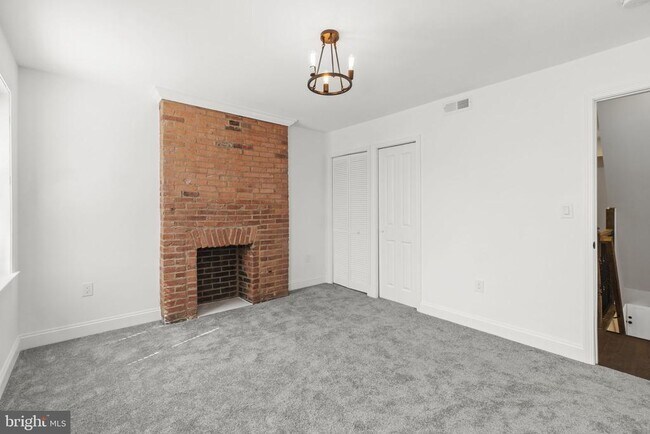 Building Photo - 1008 Boyd St