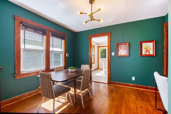 Building Photo - 4342 Pearl St