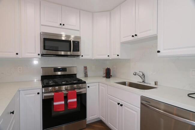 Building Photo - 128 Galewood Cir