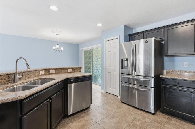 Building Photo - 27540 Desert Willow Way