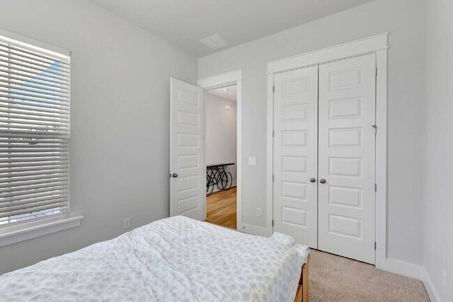 Building Photo - Luxury Villa Living in the Heart of Carnes Crossroads!