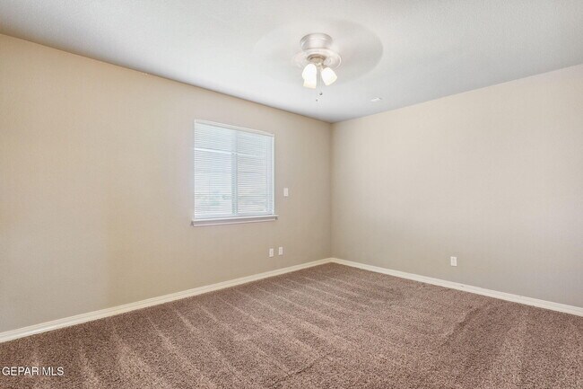 Building Photo - 14508 Shady River