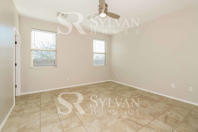 Building Photo - You will love this 3 bedroom 2 bathroom home!