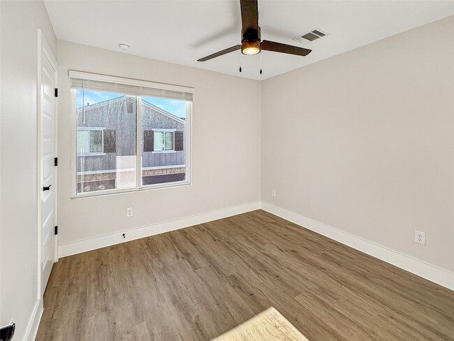 Building Photo - 5607 Mobeetie Lp