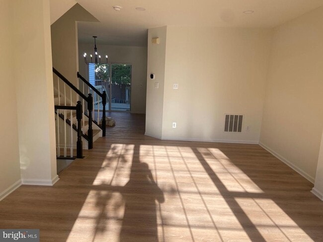 Building Photo - 42888 Golf View Dr