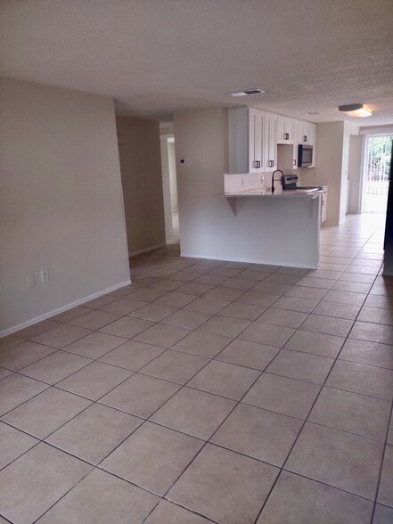 Building Photo - 4109 79th St W