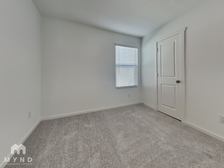 Building Photo - 1836 Javelina St