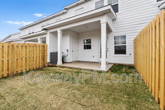 Building Photo - 2076 Denmark Ave SE