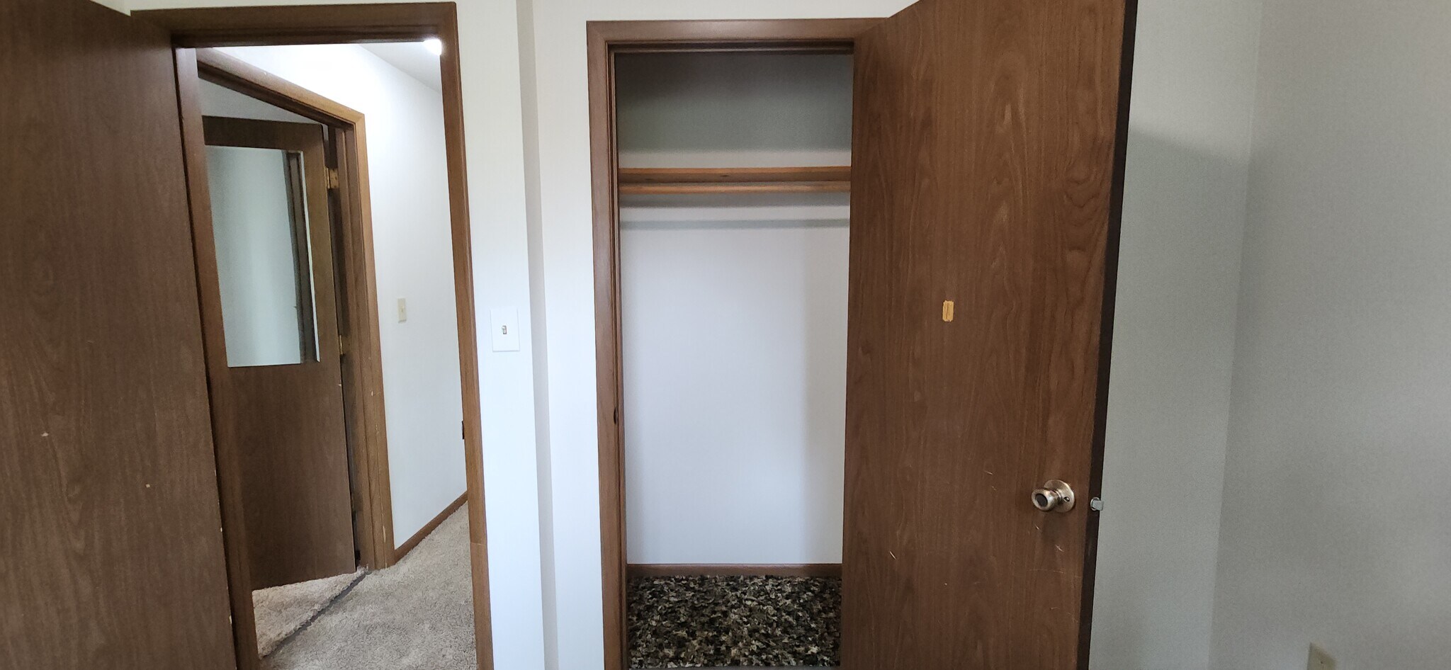 Building Photo - 926 17th St S