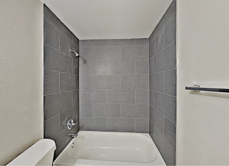 Building Photo - 10433 Jellison Way