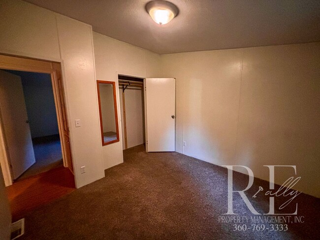 Building Photo - Spacious 3-Bedroom + Office Home with Larg...