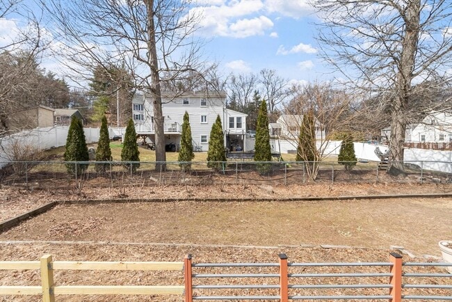 Building Photo - 5 Avondale Ave