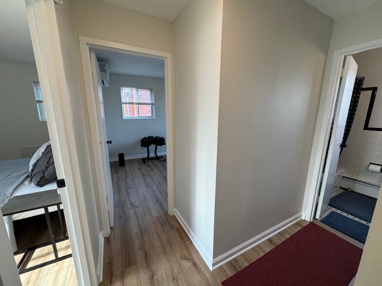 Building Photo - 2129 19th St N