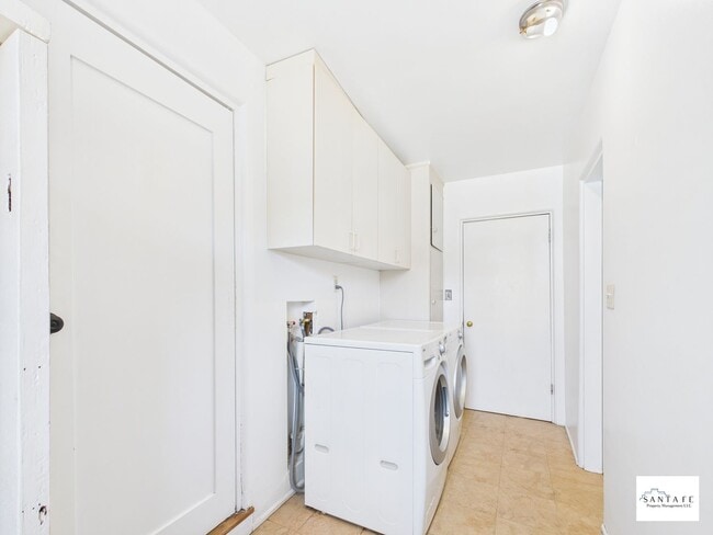 Building Photo - Northside Single Family Home with Ample Space Available Now!