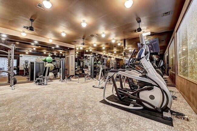 Building Photo - 4310 Dunlavy St