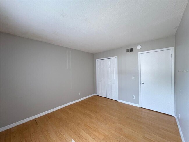 Building Photo - 9933 Sweepstakes Ln