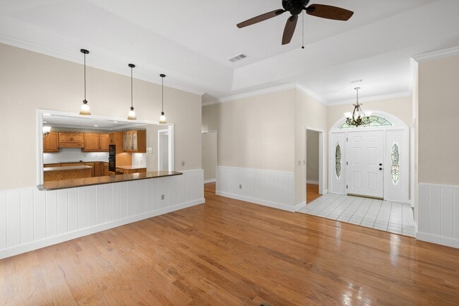 Building Photo - 1300 Windward Cir