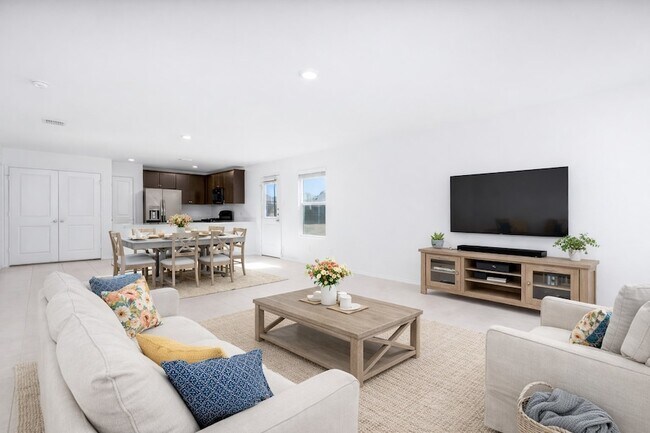 Building Photo - 7524 Larson Ln