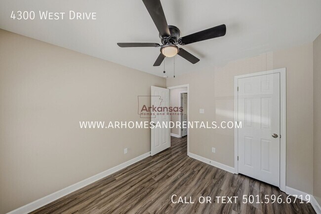 Building Photo - 4300 West Dr