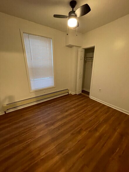 Building Photo - 49 Carroll St