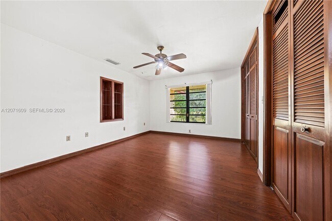 Building Photo - 22100 SW 194th Ave