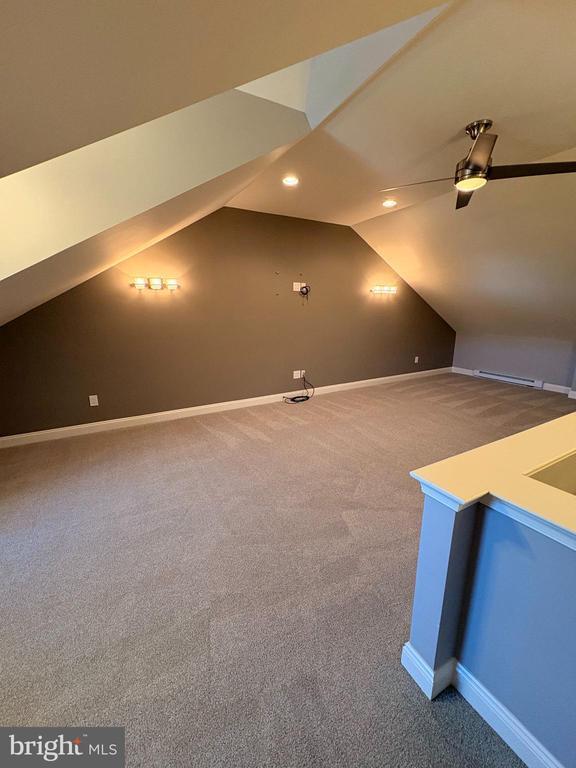 Building Photo - 905 Kennedy Ct