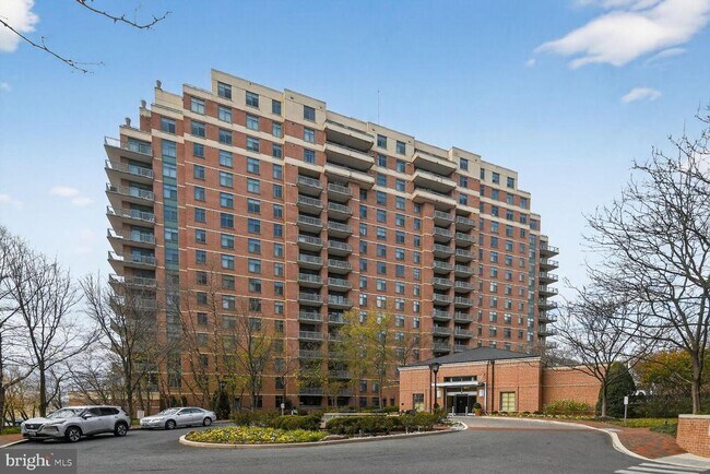 Building Photo - 11700 Old Georgetown Rd