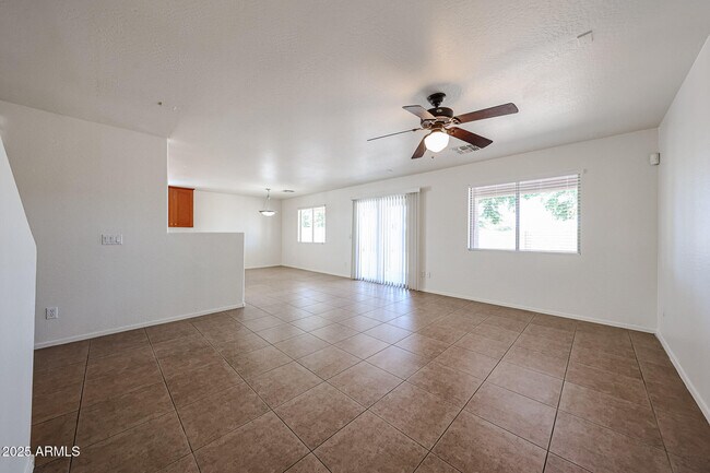 Building Photo - 4546 N 113th Dr