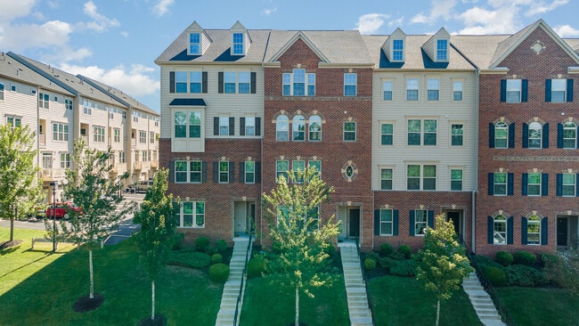 Building Photo - 25890 Racing Sun Dr