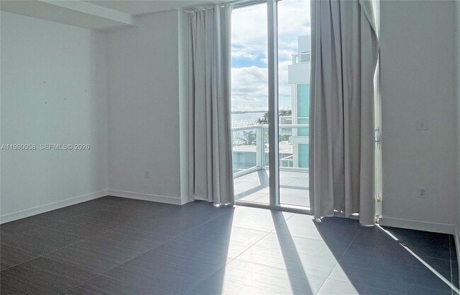 Building Photo - 720 NE 62nd St