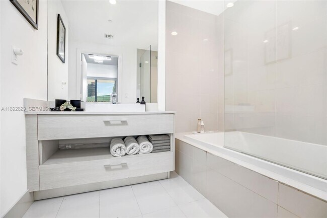 Building Photo - 55 SW 9th St