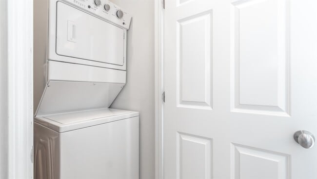 Building Photo - 2954 Yancey Way