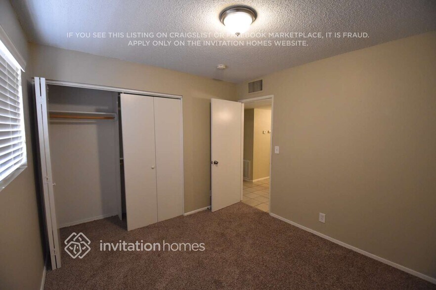 Building Photo - 1754 W 2nd St