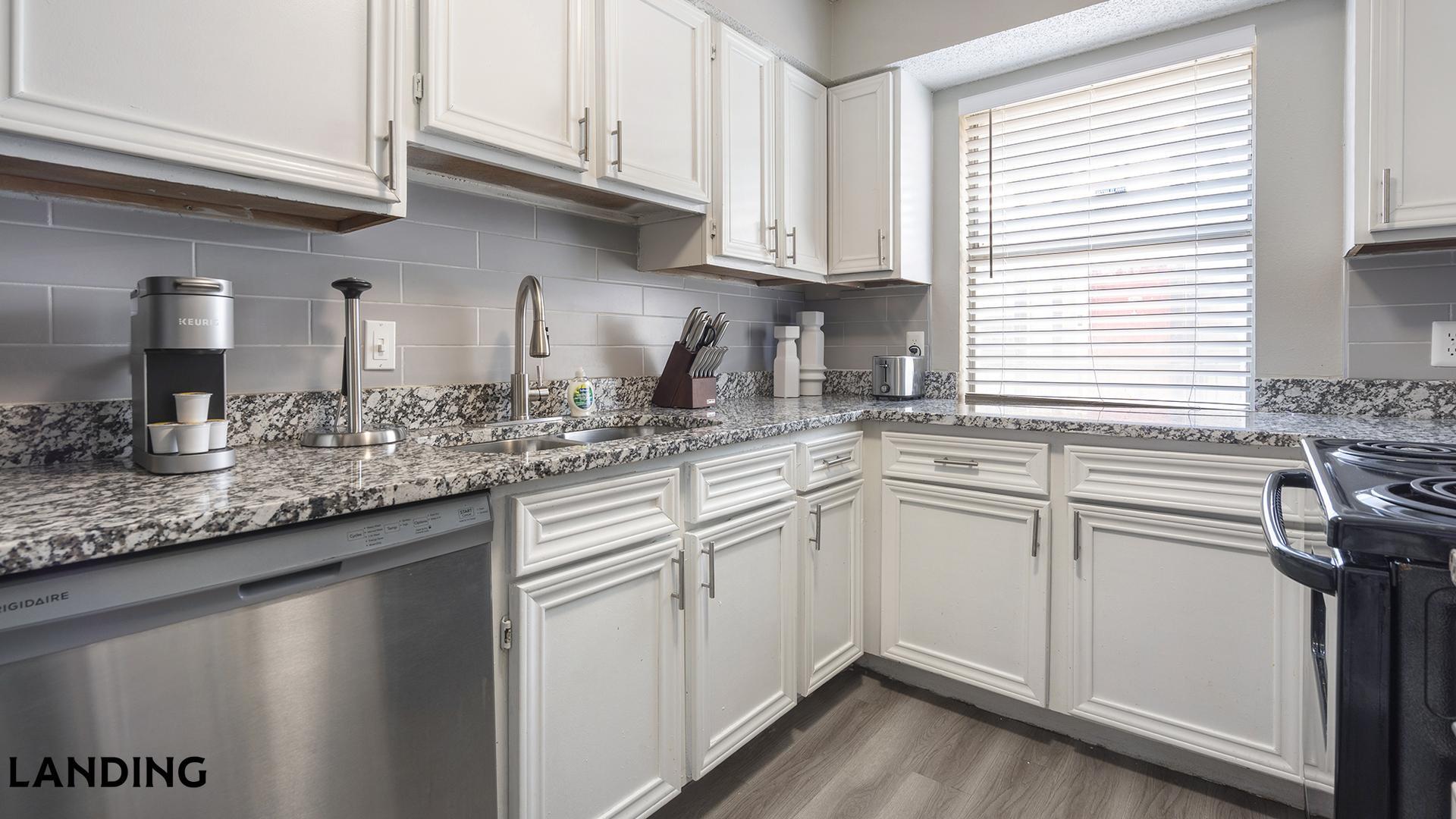 Building Photo - 130 Camino De Oro