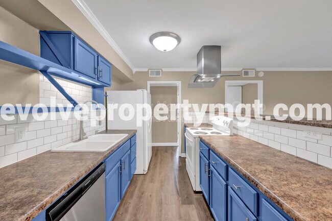 Building Photo - 1170 Simmonsridge Dr