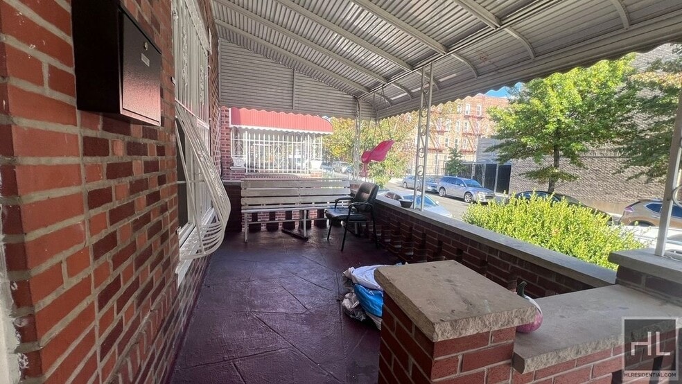 Building Photo - 798 Miller Ave