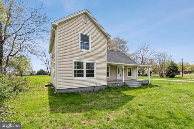 Building Photo - 5023 Broad Run Church Rd