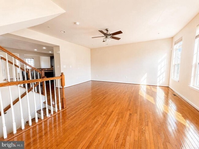 Building Photo - 22605 Winding Woods Way