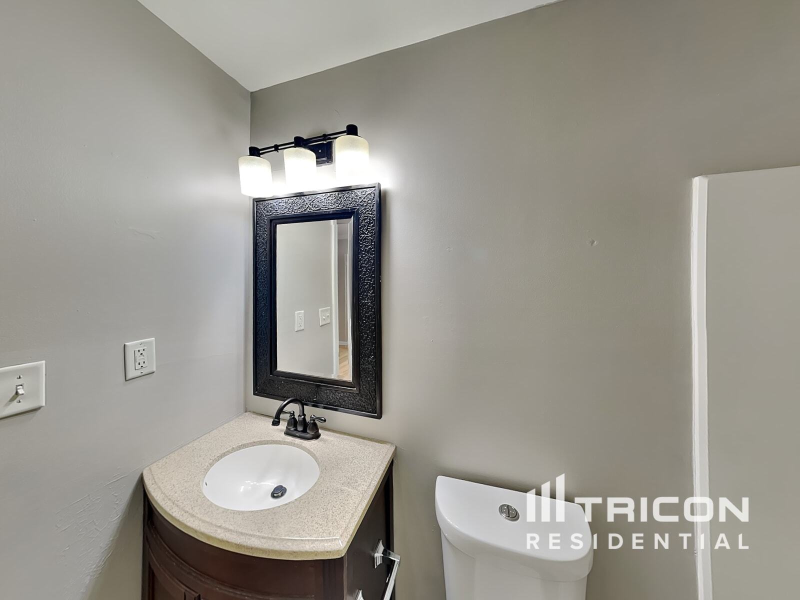 Building Photo - 708 Percevil Point