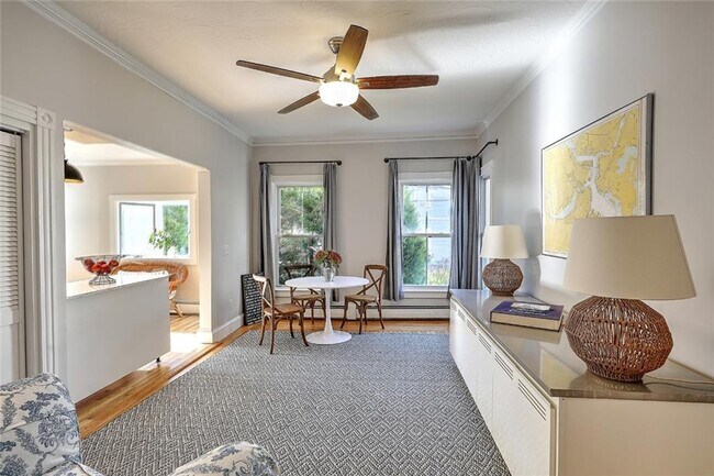 Building Photo - 13 Rhode Island Ave