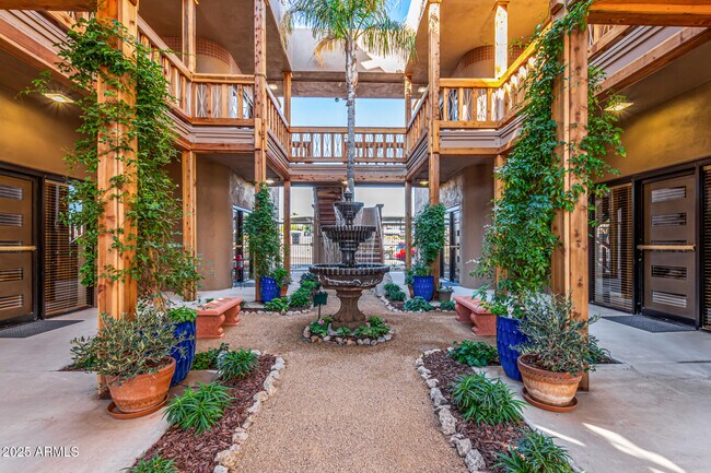 Building Photo - 12005 N Panorama Dr